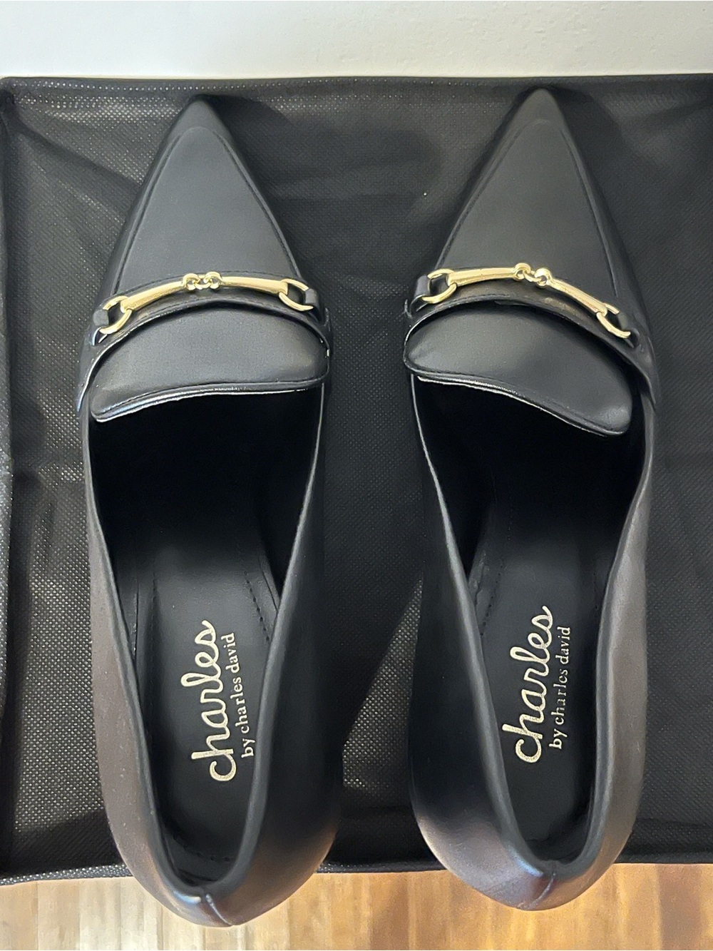 Charles By Charles David Black Leather Heeled Loafers with Gold Bit - Picture 3 of 4